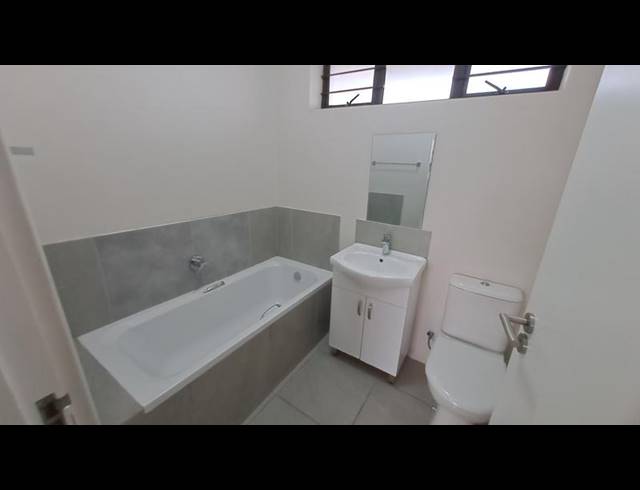 1 BEDROOM PROPERTY TO RENT IN BLUFF